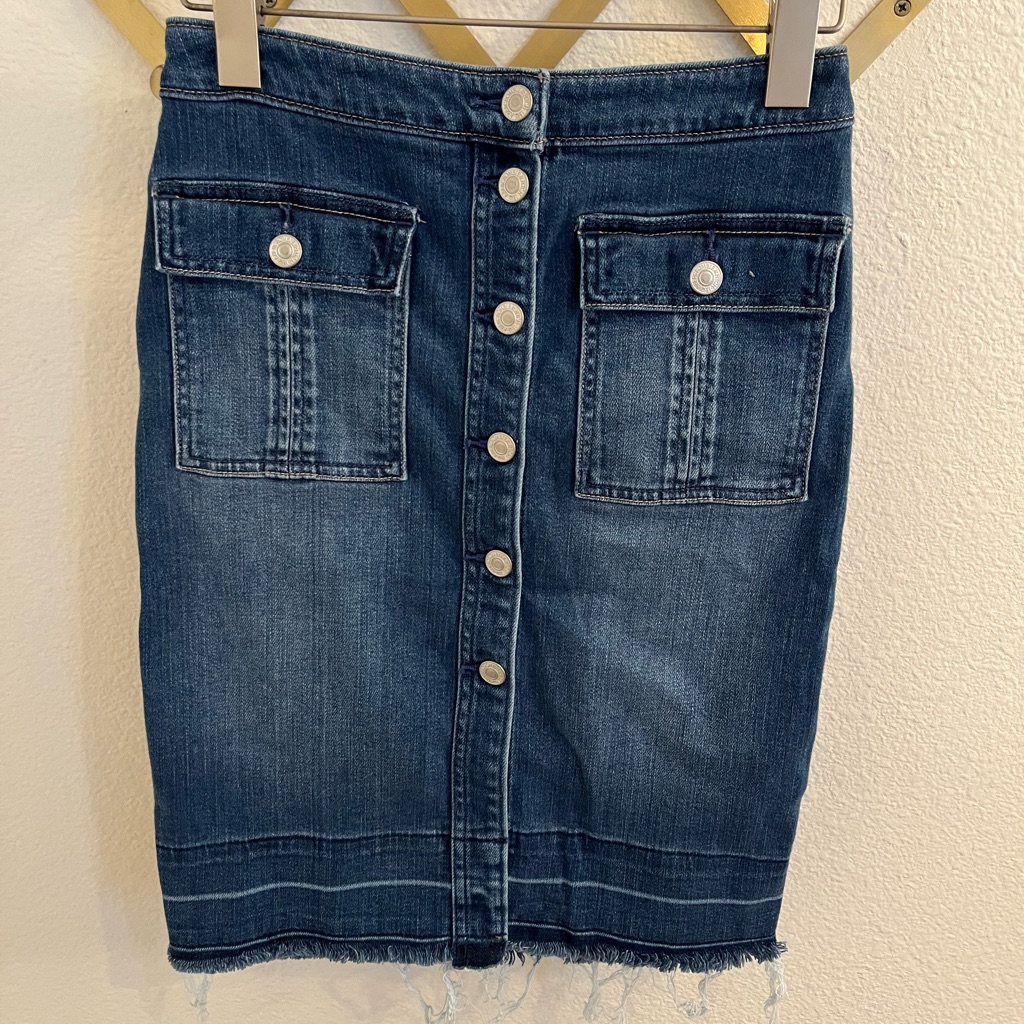 Abercrombie & Fitch Button Up Denim Pencil Skirt Raw Hem 26